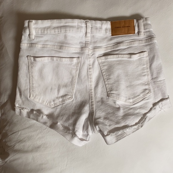 Zara shorts - Picture 2 of 5